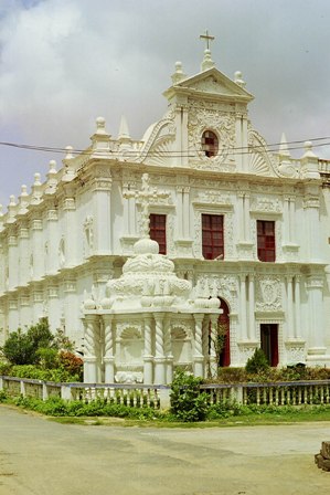 Hotel listing, hotel booking Daman and Diu Diu