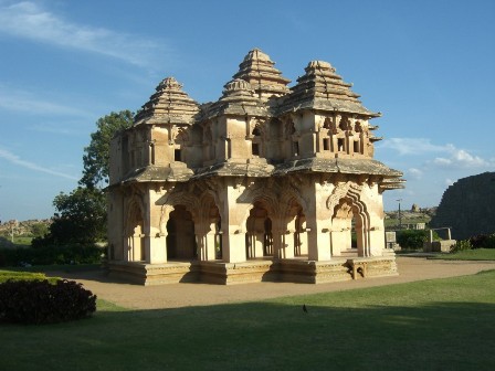 Hotel listing, hotel booking Karnataka Hampi