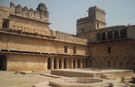 Hotel listing, hotel booking Madhya Pradesh Chanderi
