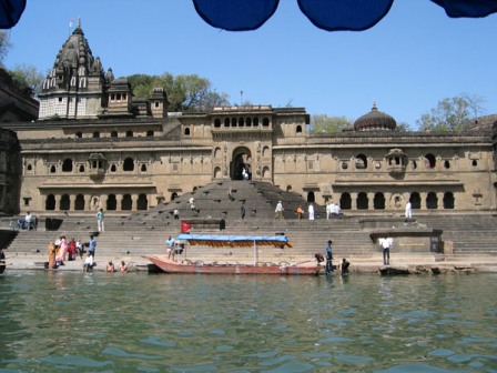 Hotel listing, hotel booking Madhya Pradesh Maheshwar