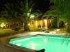 Hotel booking Madh Marve